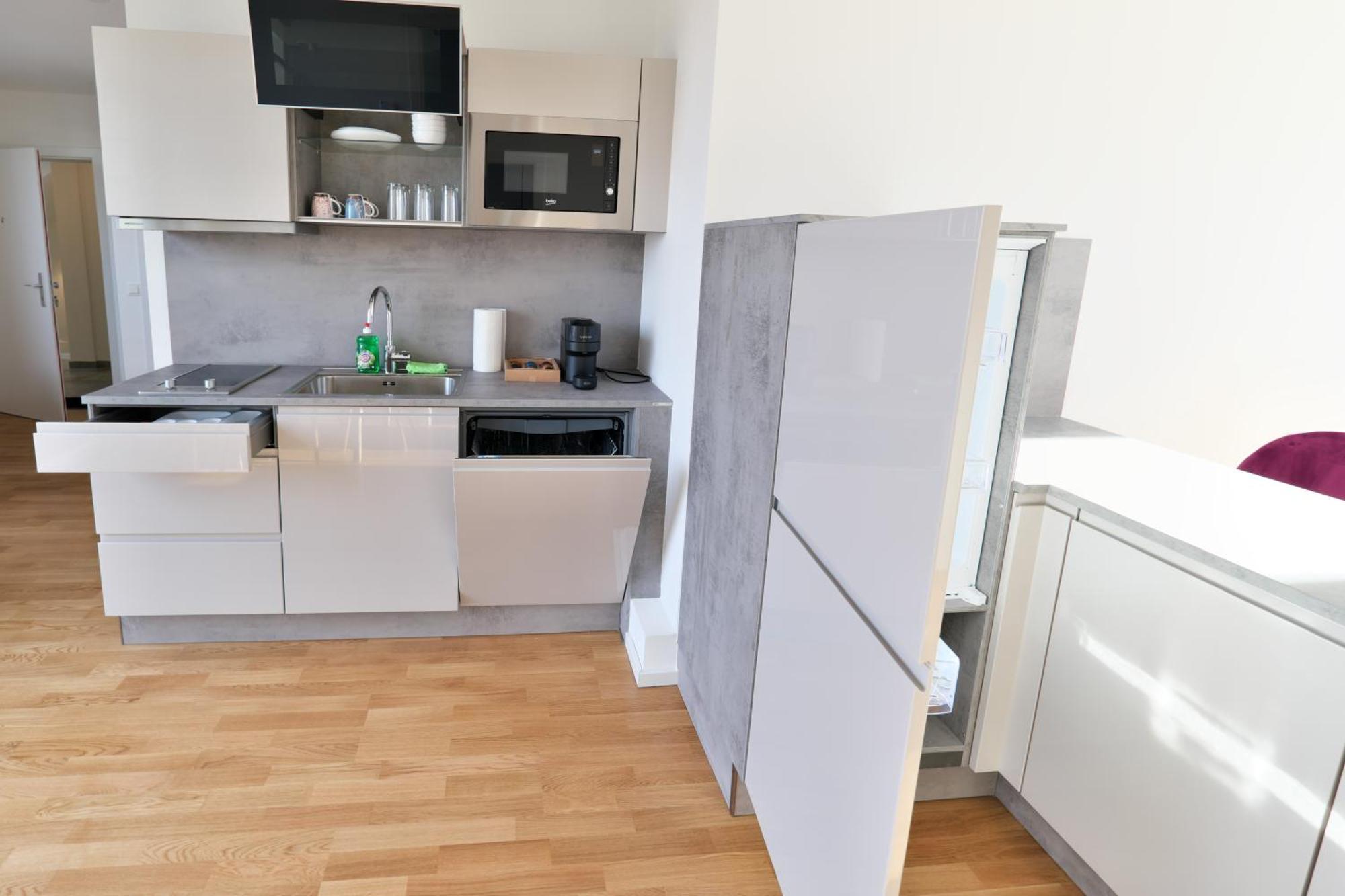 Vienna Lotus Apartments Bagian luar foto