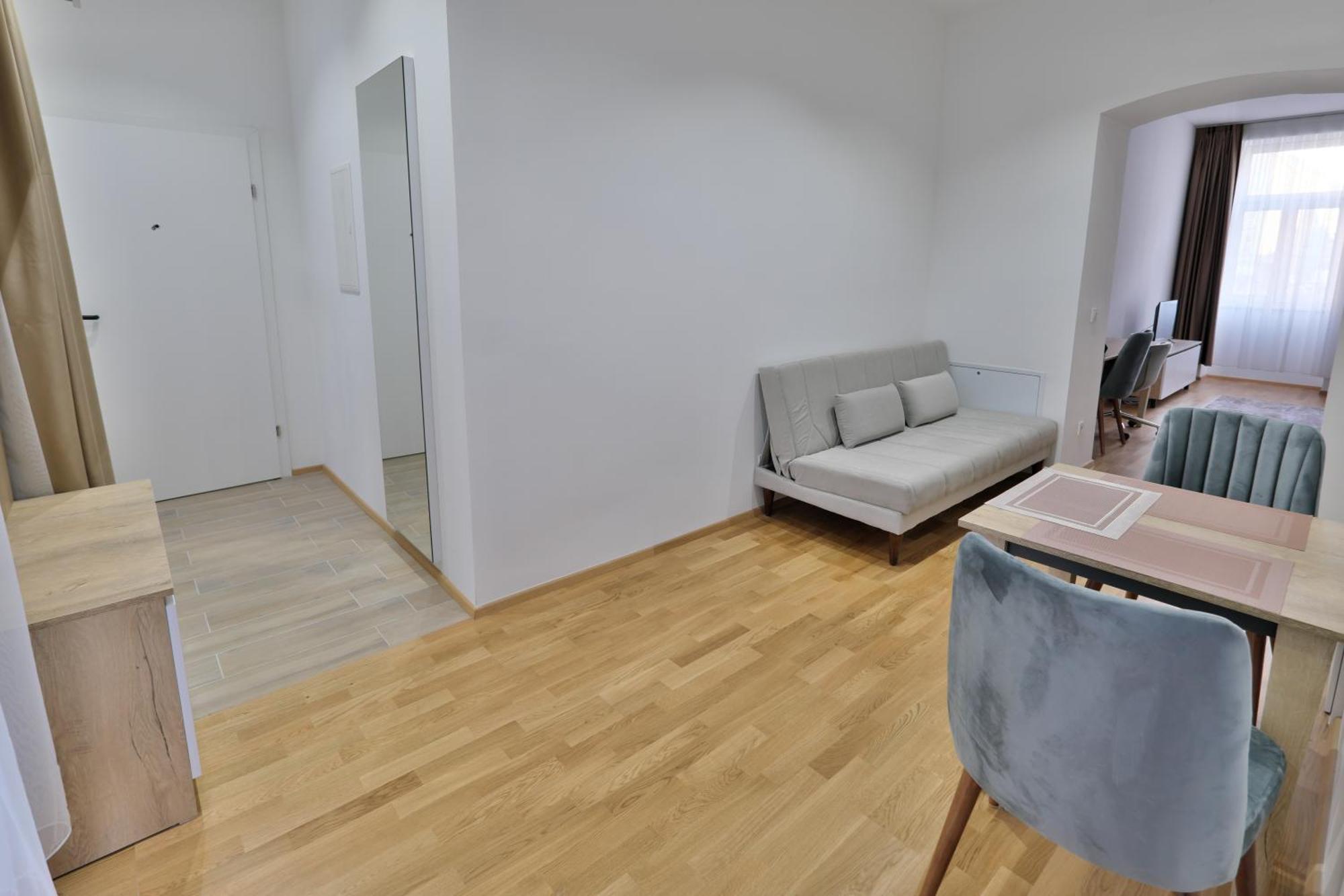 Vienna Lotus Apartments Bagian luar foto