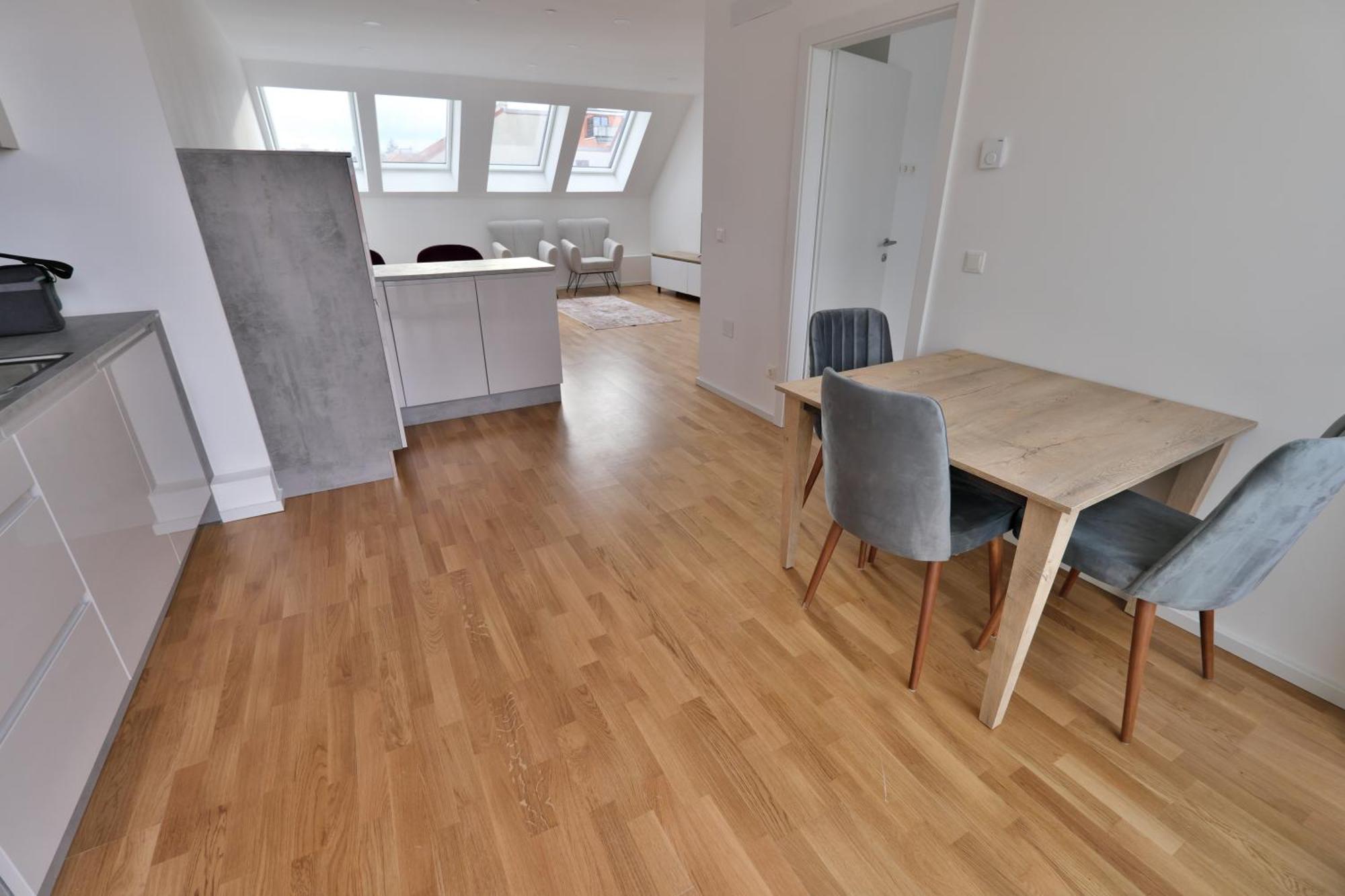 Vienna Lotus Apartments Bagian luar foto