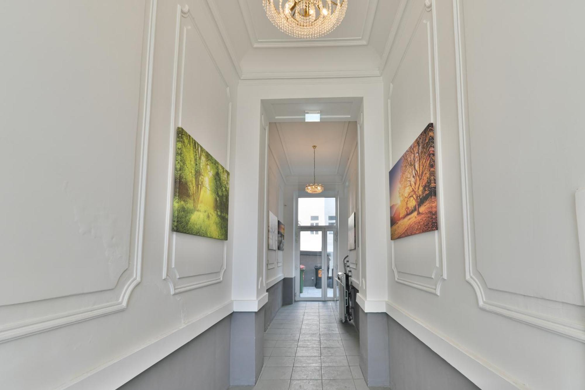 Vienna Lotus Apartments Bagian luar foto