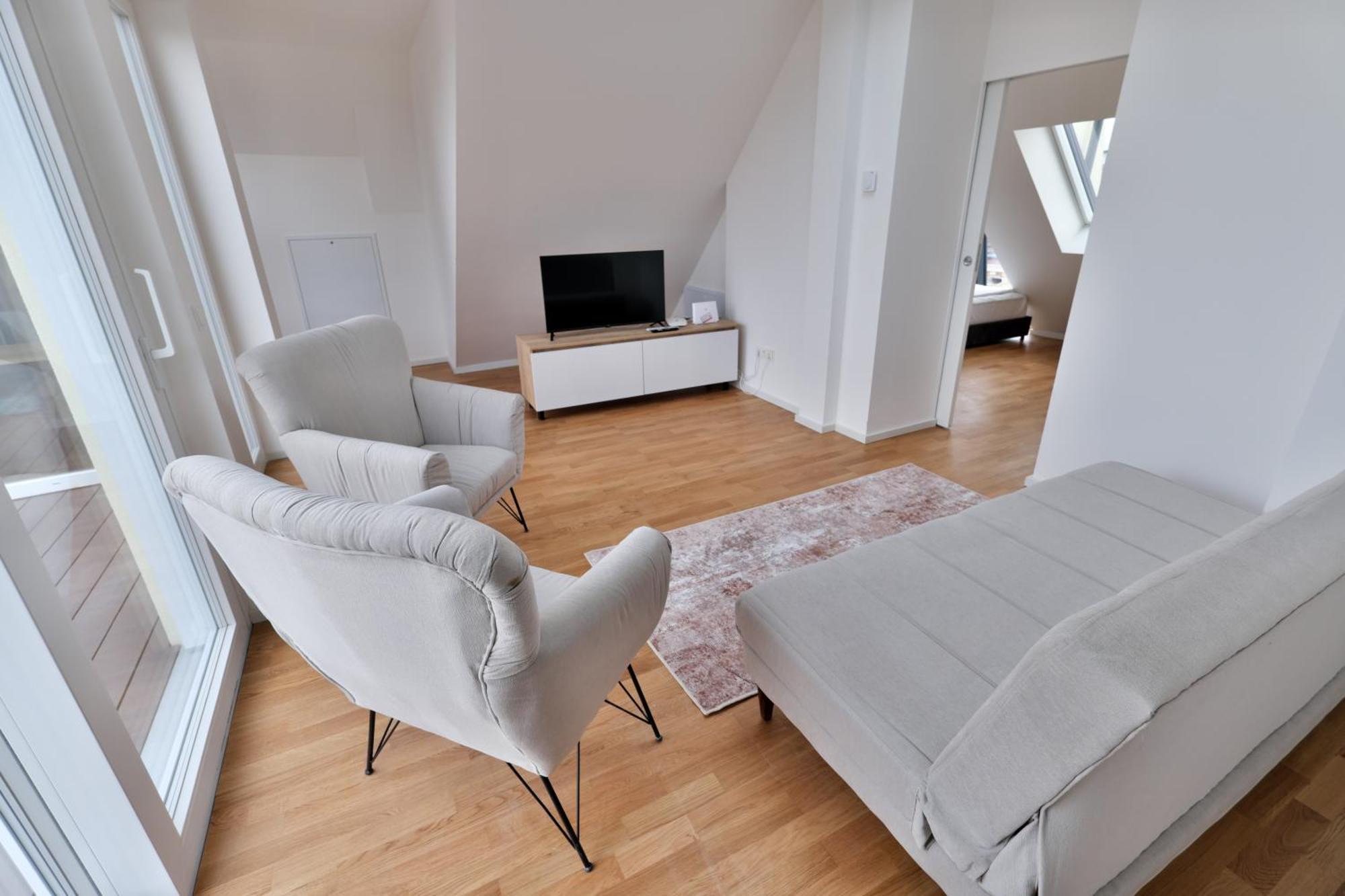 Vienna Lotus Apartments Bagian luar foto